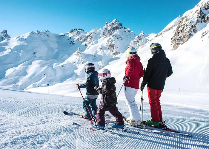 Confortable 2 Pieces, Skis Aux Pieds Et Proche Des Commerces - Fr-1-182a-28 Daire Courchevel